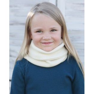 Knitted loop scarf for children