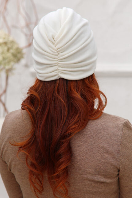 Turban hat for women in soft merino wool