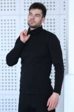 Men's merino turtleneck with high neck