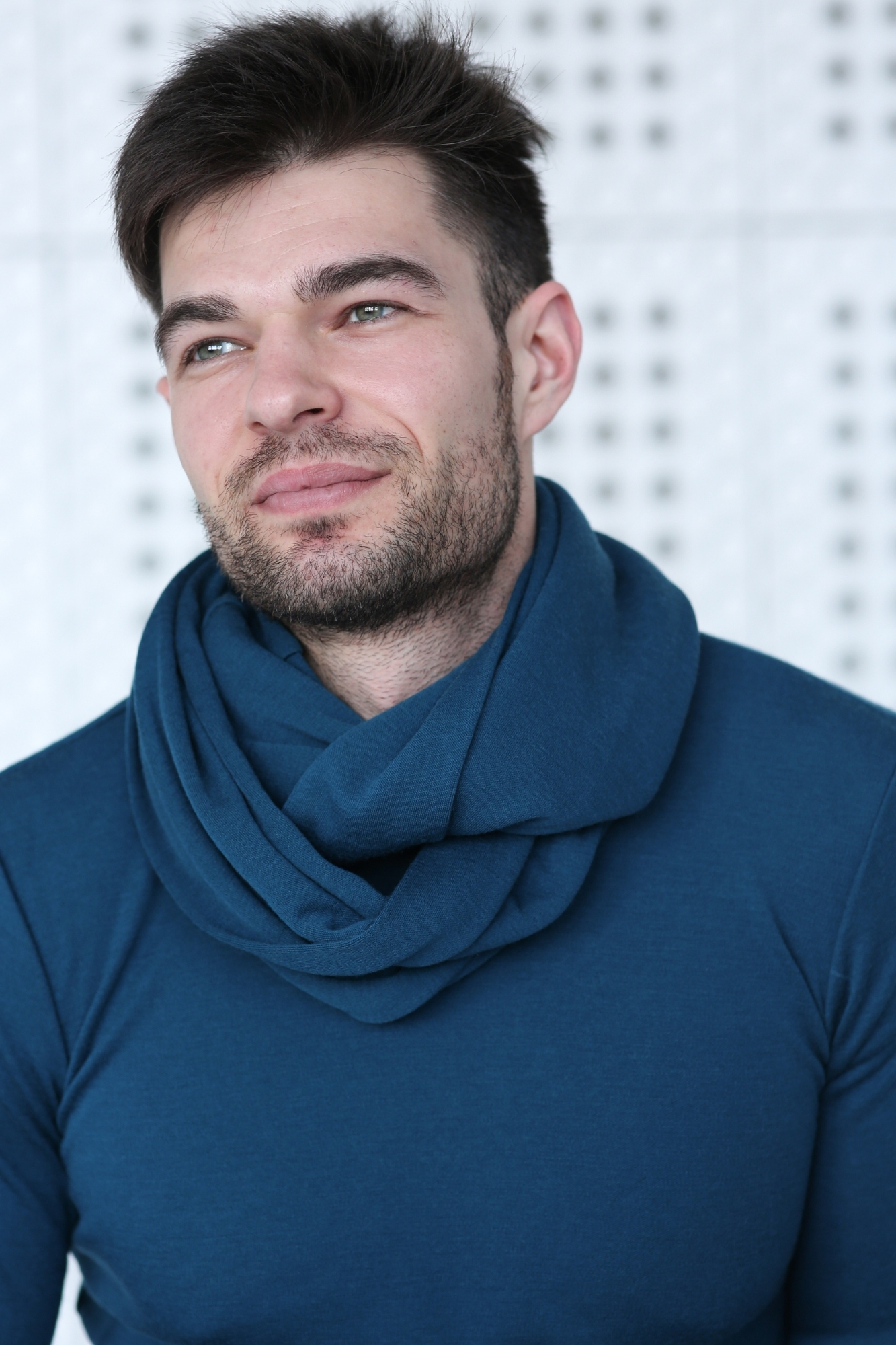 vyriskas-salikas-mova Long infinity scarf in merino wool